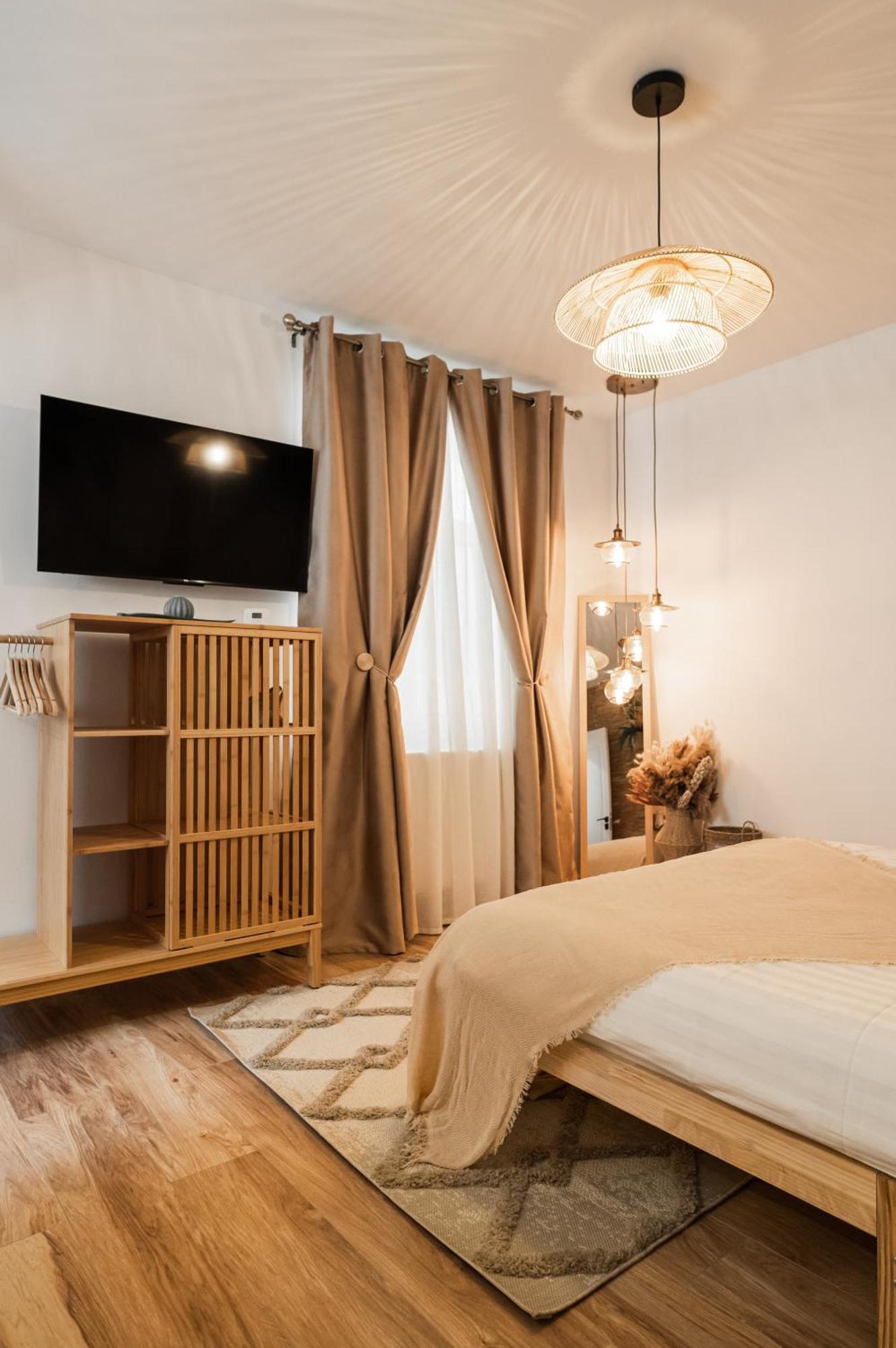 Harmonee - Central Retreat Брашов Экстерьер фото